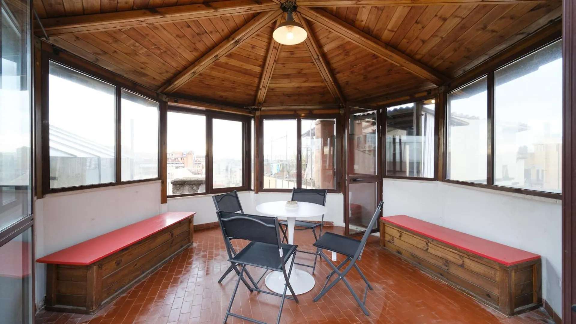 Monti'S View By Buddyrent Rome Apartment