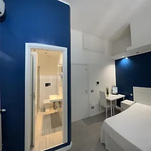 Gasthuis Boutique, Rome