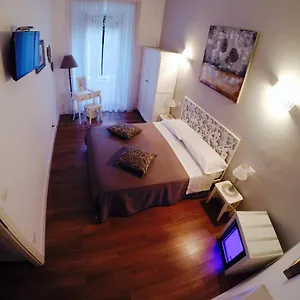 Bed & Breakfast Tre R Colosseo, Rome